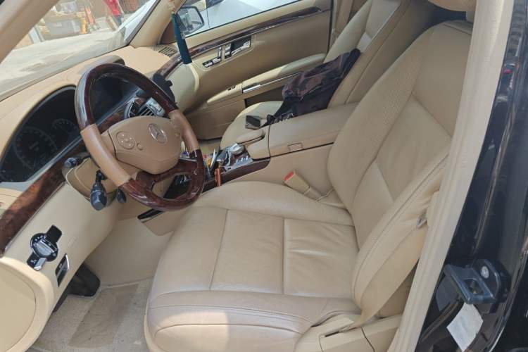 Used Mercedes-Benz S-Class 2011 S 350 L CGI Left Front Seat