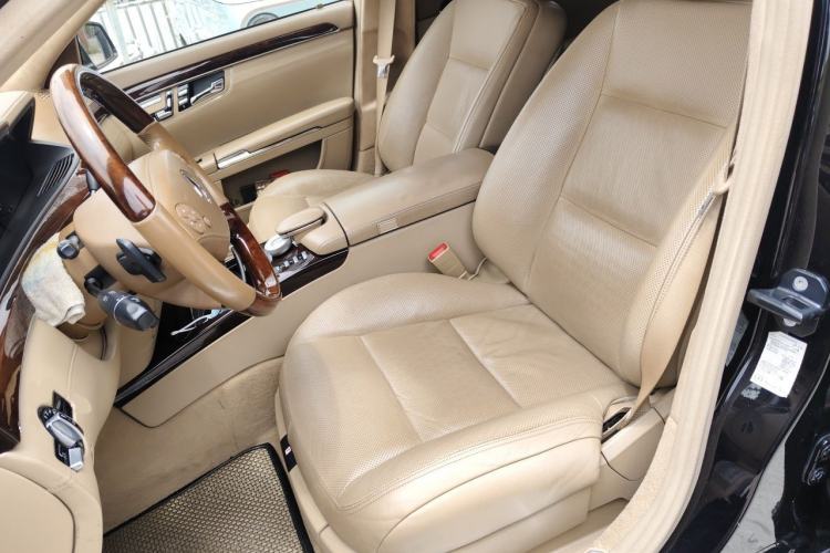 Used Mercedes-Benz S-Class 2011 S 500 L CGI 4MATIC Left Front Seat