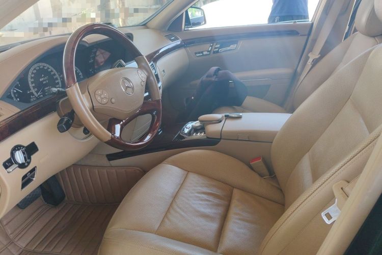 Used Mercedes-Benz S-Class 2011 S 350 L CGI 4MATIC Left Front Seat
