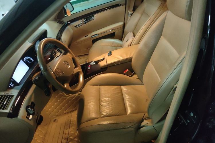 Used Mercedes-Benz S-Class 2011 S 350 L CGI Left Front Seat