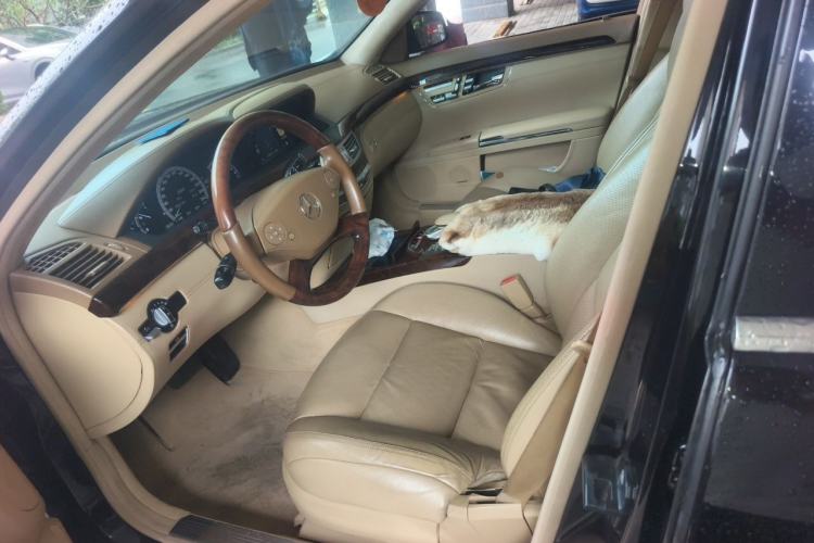 Used Mercedes-Benz S-Class 2011 S 500 L CGI 4MATIC Left Front Seat