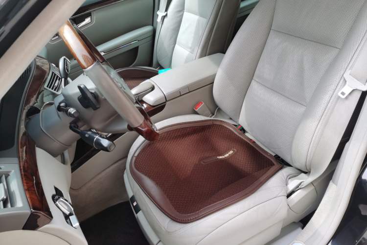 Used Mercedes-Benz S-Class 2011 S 350 L CGI 4MATIC Left Front Seat
