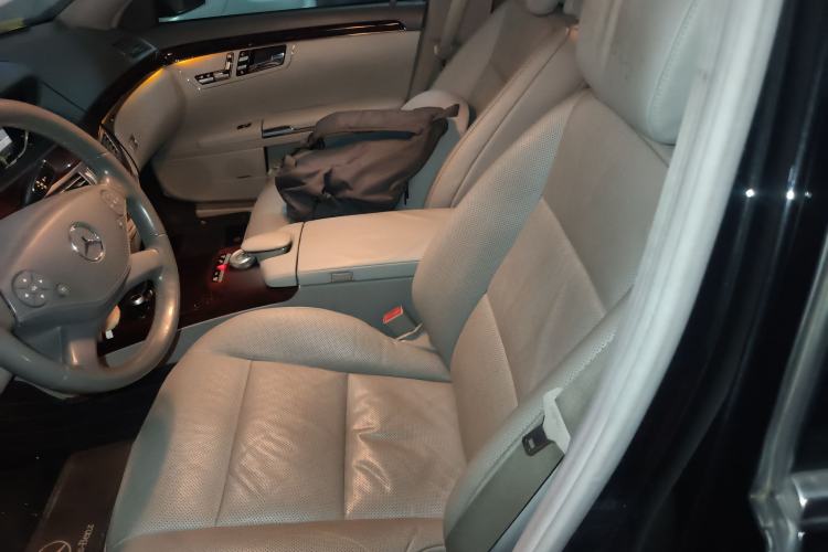 Used Mercedes-Benz S-Class 2011 S 350 L CGI Left Front Seat