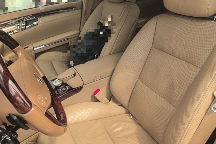 Used Mercedes-Benz S-Class 2011 S 500 L CGI 4MATIC Left Front Seat
