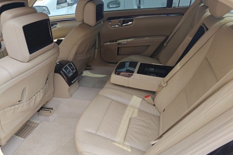 Used Mercedes-Benz S-Class 2011 S 350 L CGI Left Rear Seat
