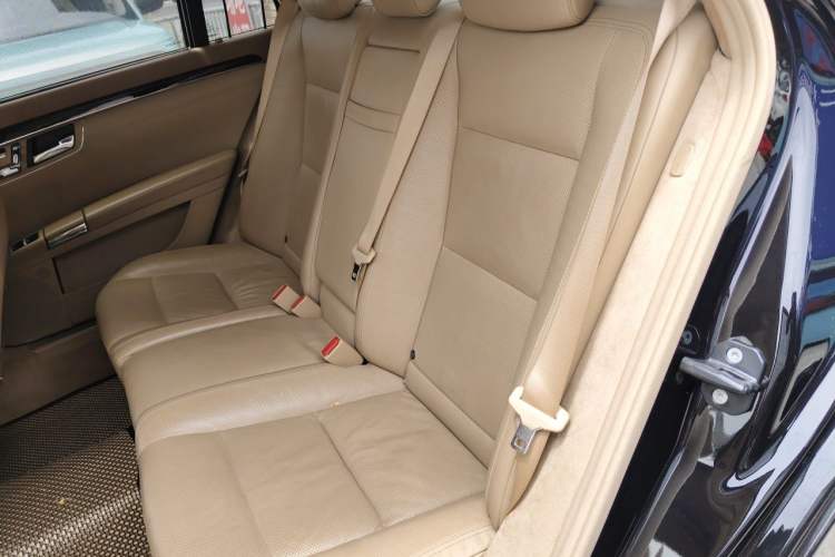 Used Mercedes-Benz S-Class 2011 S 500 L CGI 4MATIC Left Rear Seat