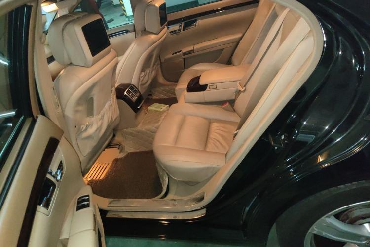 Used Mercedes-Benz S-Class 2011 S 350 L CGI Left Rear Seat