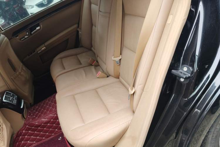 Used Mercedes-Benz S-Class 2011 S 350 L CGI Left Rear Seat