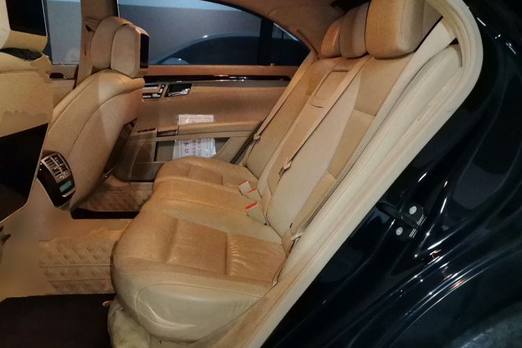 Used Mercedes-Benz S-Class 2011 S 500 L CGI 4MATIC Left Rear Seat