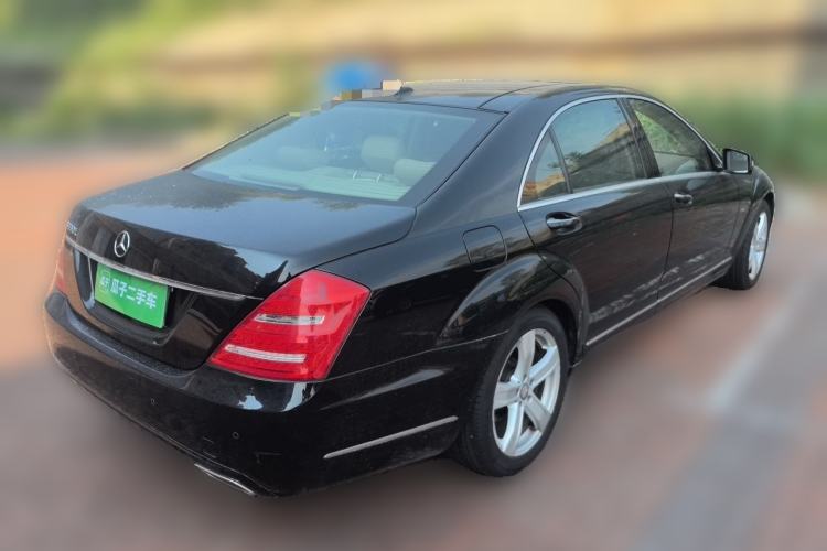 Used Mercedes-Benz S-Class 2011 S 350 L CGI Rear Right 45 Deg