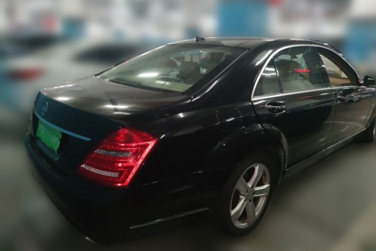 Used Mercedes-Benz S-Class 2011 S 350 L CGI Rear Right 45 Deg
