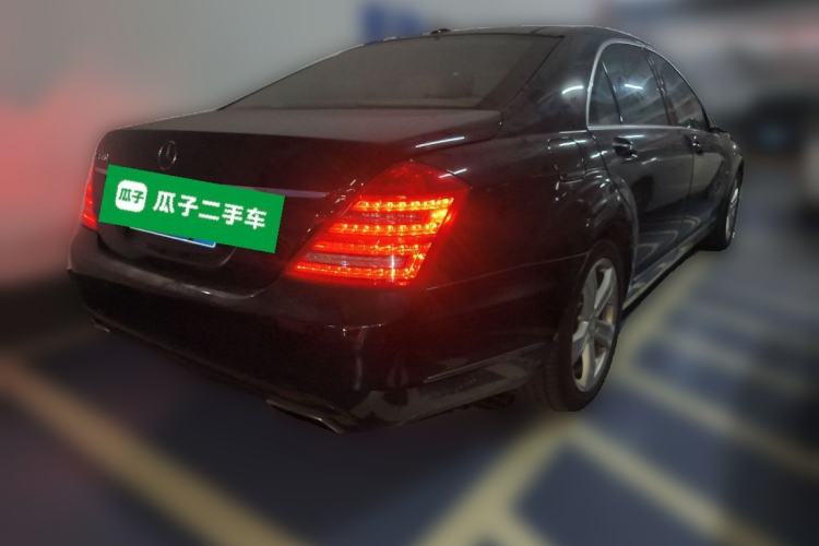 Used Mercedes-Benz S-Class 2011 S 350 L CGI Rear Right 45 Deg