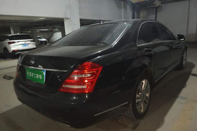 Used Mercedes-Benz S-Class 2011 S 350 L CGI Rear Right 45 Deg