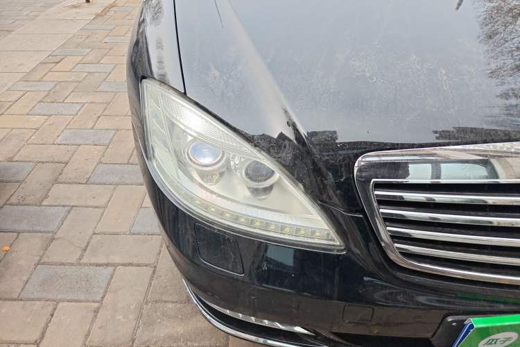 Used Mercedes-Benz S-Class 2011 S 350 L CGI 4MATIC Right Front Headlight