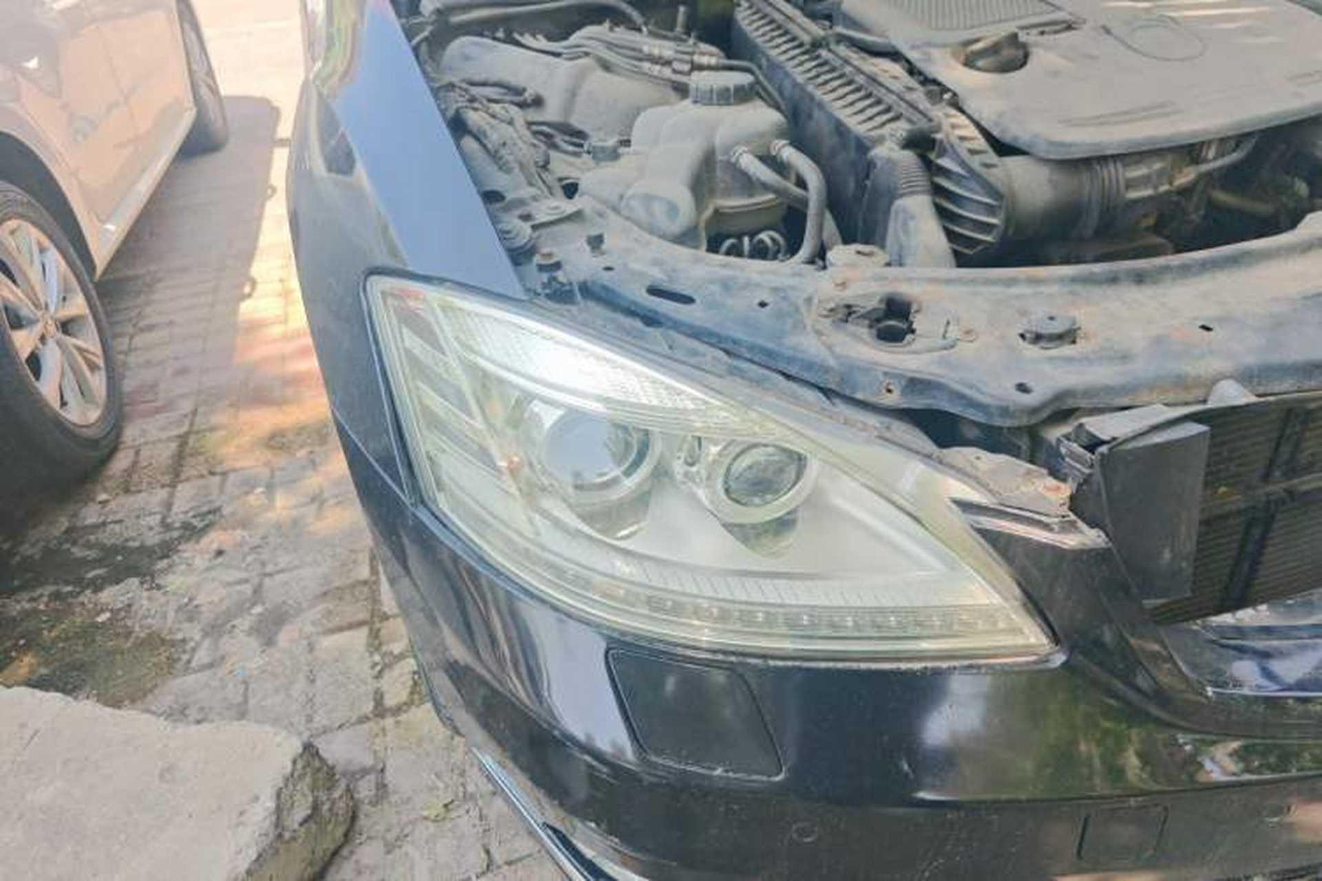 Used Mercedes-Benz S-Class 2011 S 350 L CGI 4MATIC Right Front Headlight