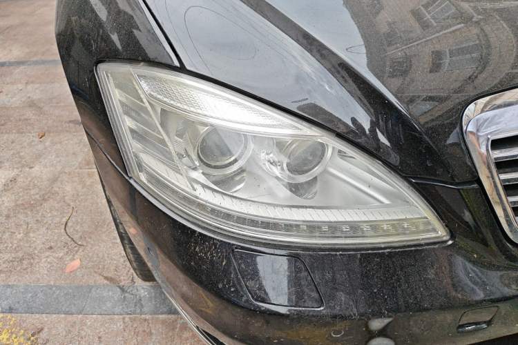 Used Mercedes-Benz S-Class  Right Front Headlight