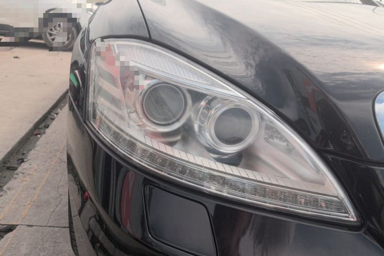 Used Mercedes-Benz S-Class 2011 S 500 L CGI 4MATIC Right Front Headlight