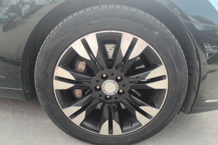 Used Mercedes-Benz S-Class 2011 S 500 L CGI 4MATIC Right Front Wheel Hub
