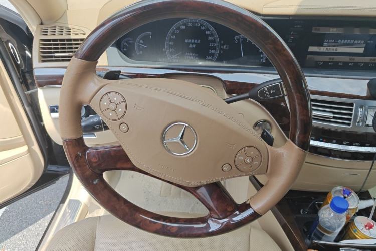 Used Mercedes-Benz S-Class 2011 S 350 L CGI Steering Wheel