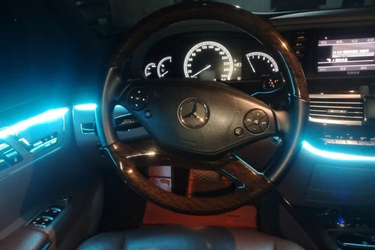 Used Mercedes-Benz S-Class 2011 S 350 L CGI Steering Wheel
