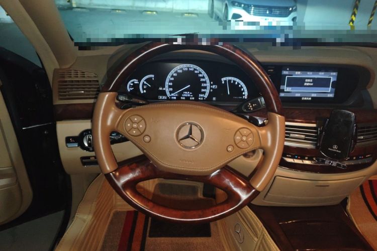 Used Mercedes-Benz S-Class 2011 S 350 L CGI Steering Wheel