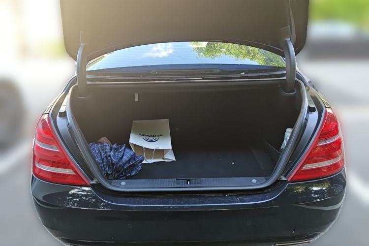 Used Mercedes-Benz S-Class 2011 S 350 L CGI 4MATIC Trunk