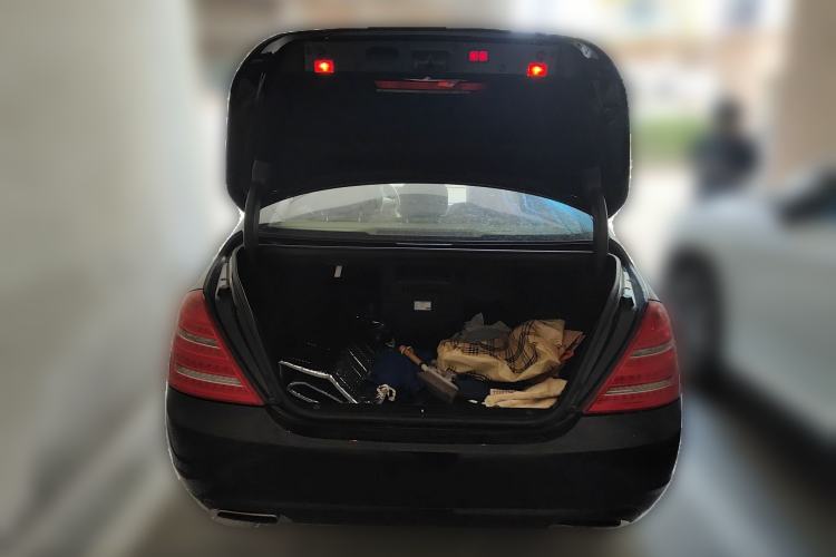 Used Mercedes-Benz S-Class 2011 S 500 L CGI 4MATIC Trunk