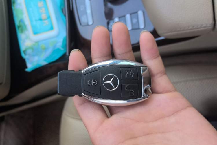 Used Mercedes-Benz S-Class 2011 S 350 L CGI Vehicle Key
