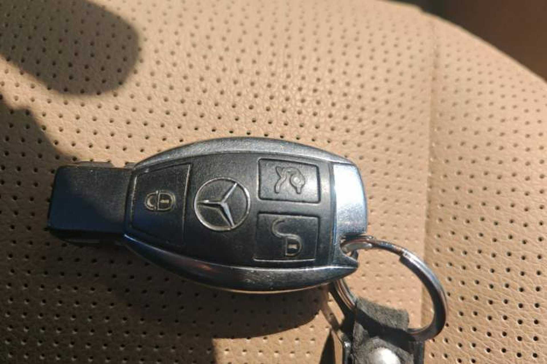 Used Mercedes-Benz S-Class 2011 S 350 L CGI 4MATIC Vehicle Key