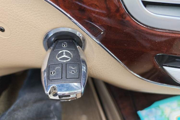 Used Mercedes-Benz S-Class 2011 S 350 L CGI 4MATIC Vehicle Key