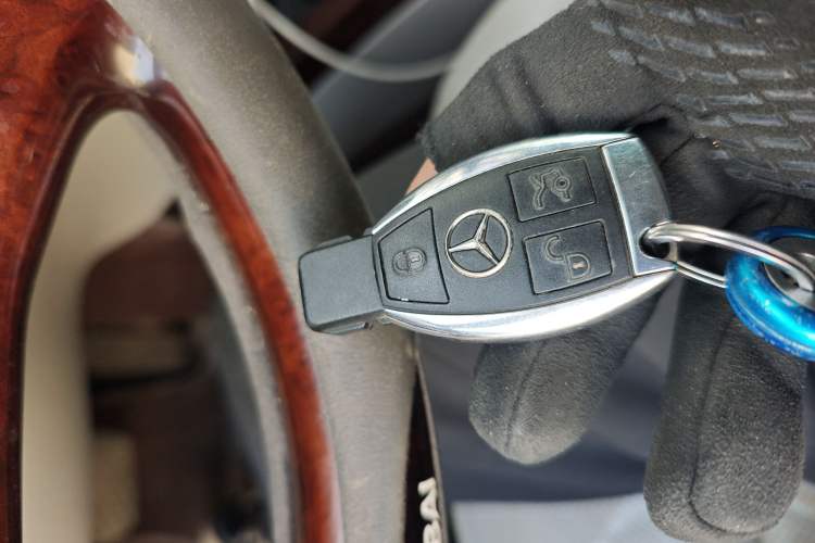 Used Mercedes-Benz S-Class 2011 S 350 L CGI Vehicle Key