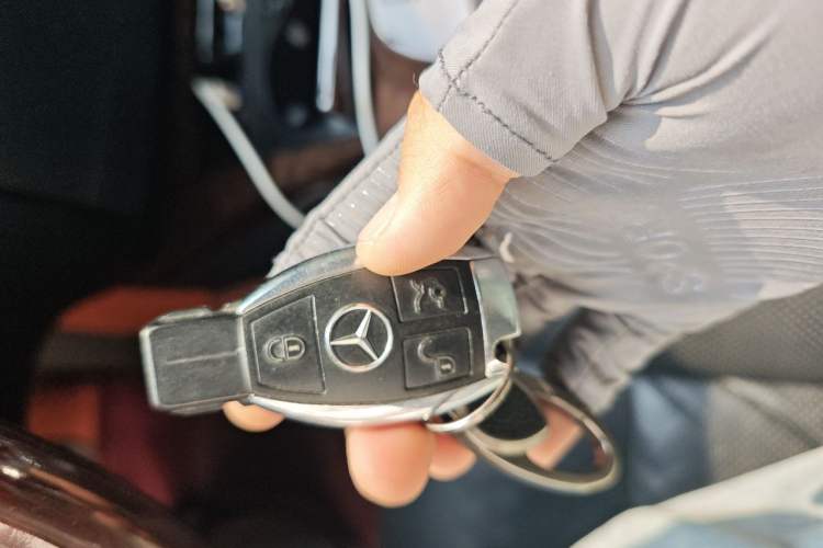Used Mercedes-Benz S-Class 2011 S 350 L CGI Vehicle Key
