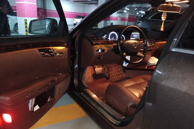 Used Mercedes-Benz S-Class 2011 S 350 L CGI Driver Seat