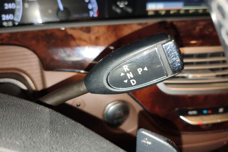 Used Mercedes-Benz S-Class 2011 S 350 L CGI Gear Lever