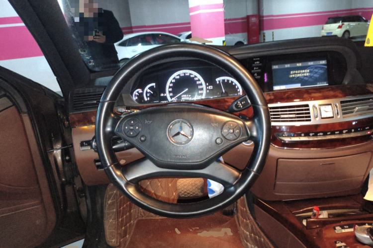 Used Mercedes-Benz S-Class 2011 S 350 L CGI Steering Wheel