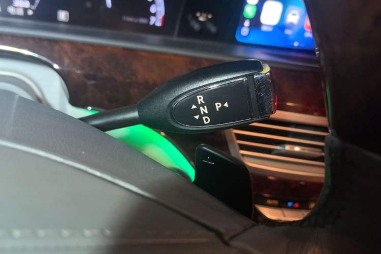 Used Mercedes-Benz S-Class 2011 S 350 L CGI 4MATIC Gear Lever