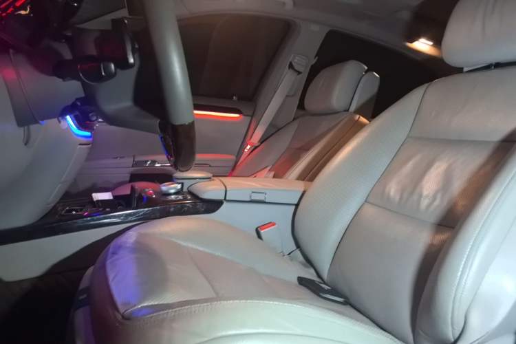 Used Mercedes-Benz S-Class 2011 S 350 L CGI 4MATIC Left Front Seat