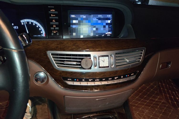 Used Mercedes-Benz S-Class 2012 S 300 L Prestige Grand Edition Audio And AC Panel
