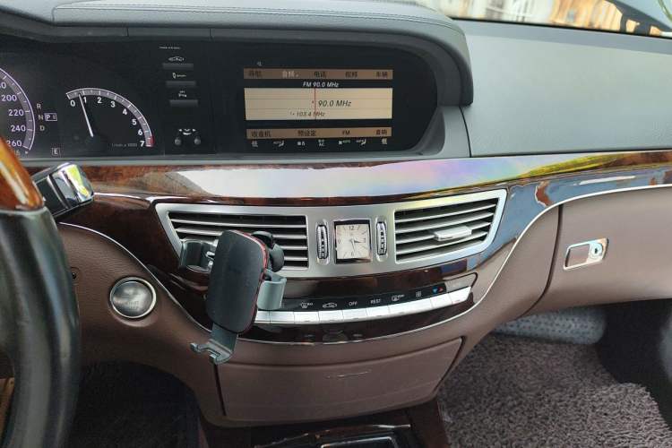 Used Mercedes-Benz S-Class 2012 S 350 L Grand Edition Audio And AC Panel