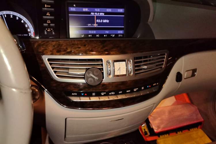 Used Mercedes-Benz S-Class 2012 S 300 L Prestige Grand Edition Audio And AC Panel