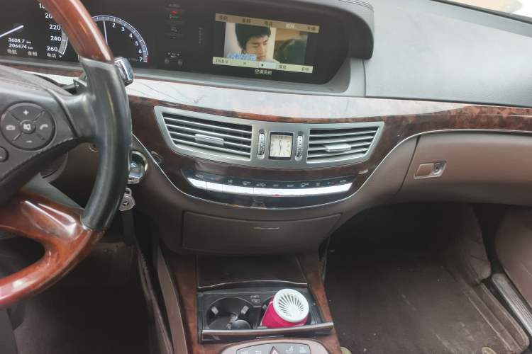 Used Mercedes-Benz S-Class 2012 S 350 L Grand Edition Audio And AC Panel