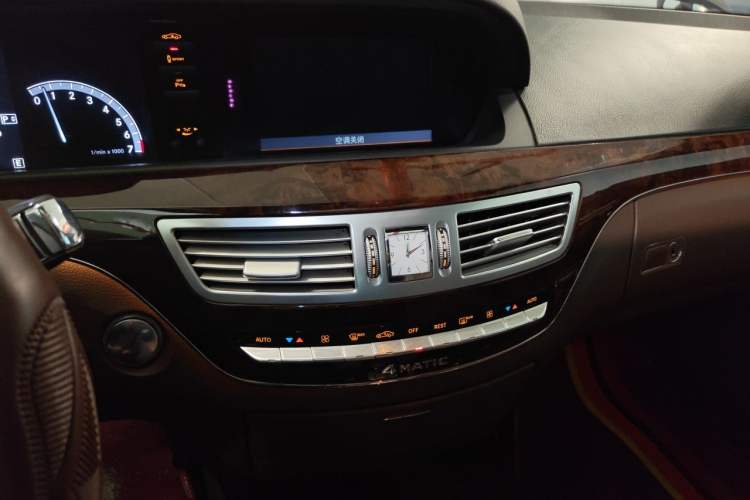Used Mercedes-Benz S-Class 2012 S 350 L 4MATIC Grand Edition Audio And AC Panel