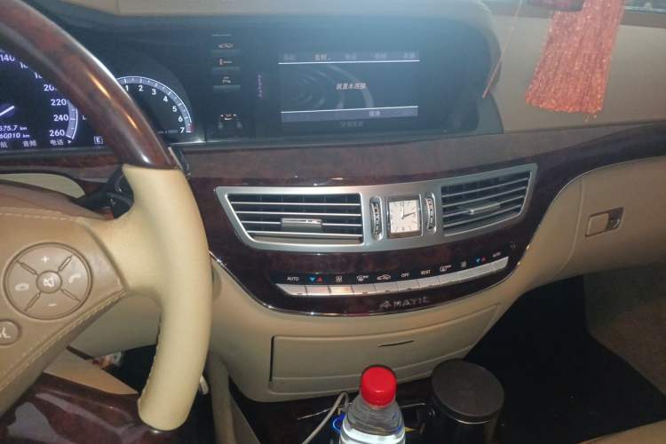 Used Mercedes-Benz S-Class 2012 S 350 L 4MATIC Grand Edition Audio And AC Panel