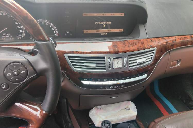 Used Mercedes-Benz S-Class 2012 S 350 L 4MATIC Grand Edition Audio And AC Panel