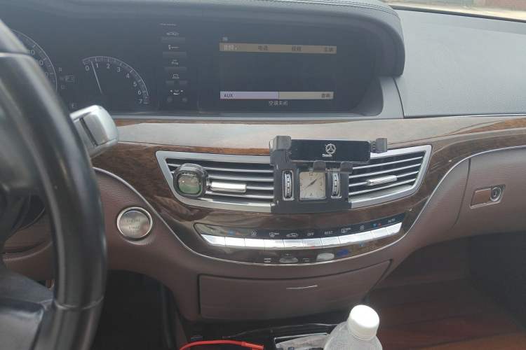 Used Mercedes-Benz S-Class 2012 S 300 L Business-Class Grand Edition Audio And AC Panel