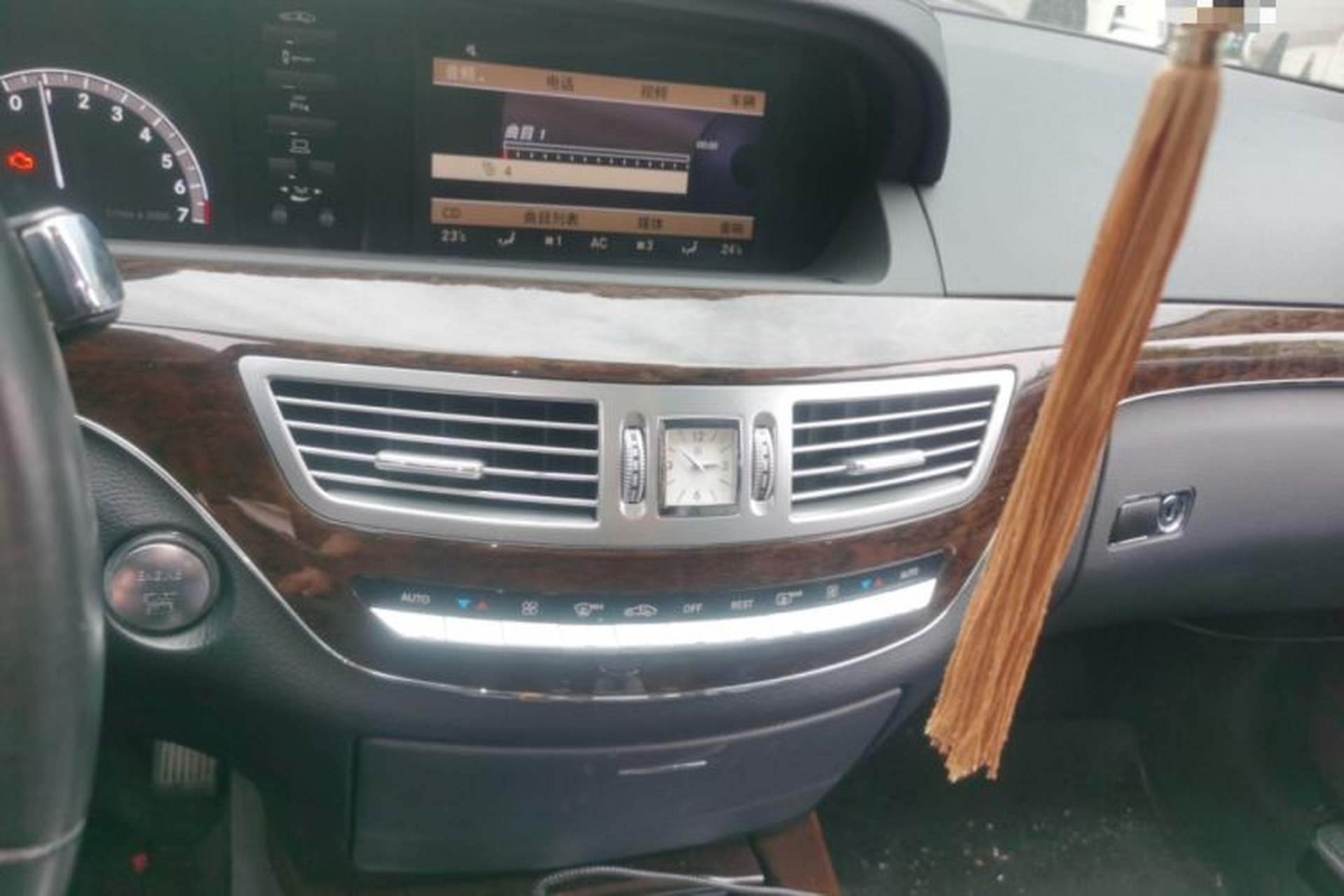 Used Mercedes-Benz S-Class 2012 S 300 L Business Standard Model Audio And AC Panel
