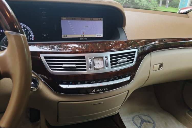 Used Mercedes-Benz S-Class 2012 S 350 L 4MATIC Grand Edition Audio And AC Panel