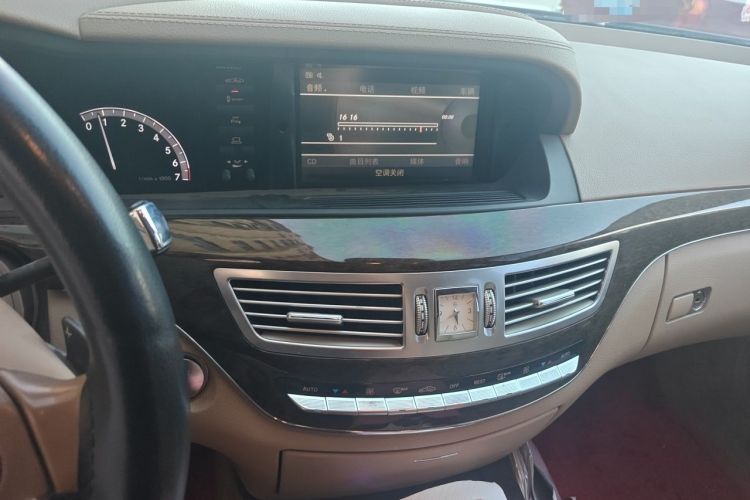 Used Mercedes-Benz S-Class 2012 S 300 L Business-Class Grand Edition Audio And AC Panel