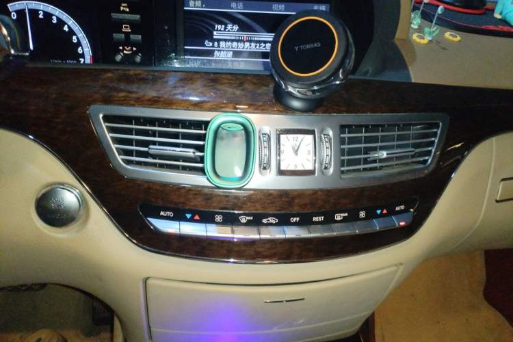 Used Mercedes-Benz S-Class 2012 S 300 L Business-Class Grand Edition Audio And AC Panel