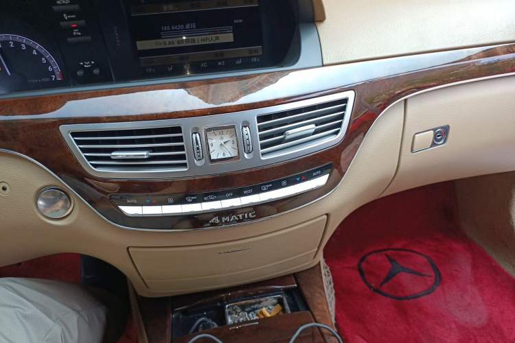 Used Mercedes-Benz S-Class 2012 S 350 L 4MATIC Grand Edition Audio And AC Panel
